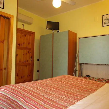 Hotel Primavera 2*