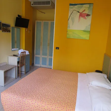 Hotel Primavera 2*