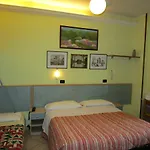Hotel Primavera 2*